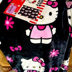 Hello kitty throw